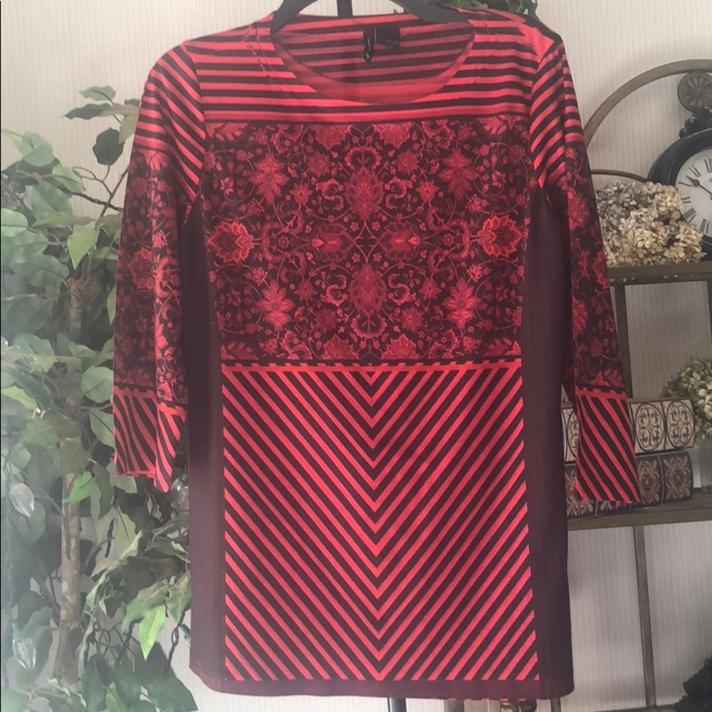 New Directions Red & Black Womens Top Large